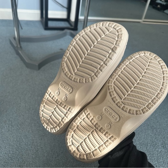 Croc Slides - Picture 3 of 3